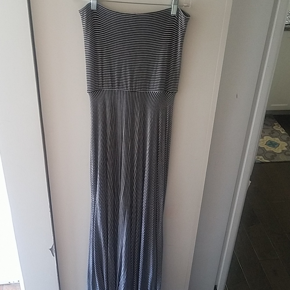Strapless maxi dress
